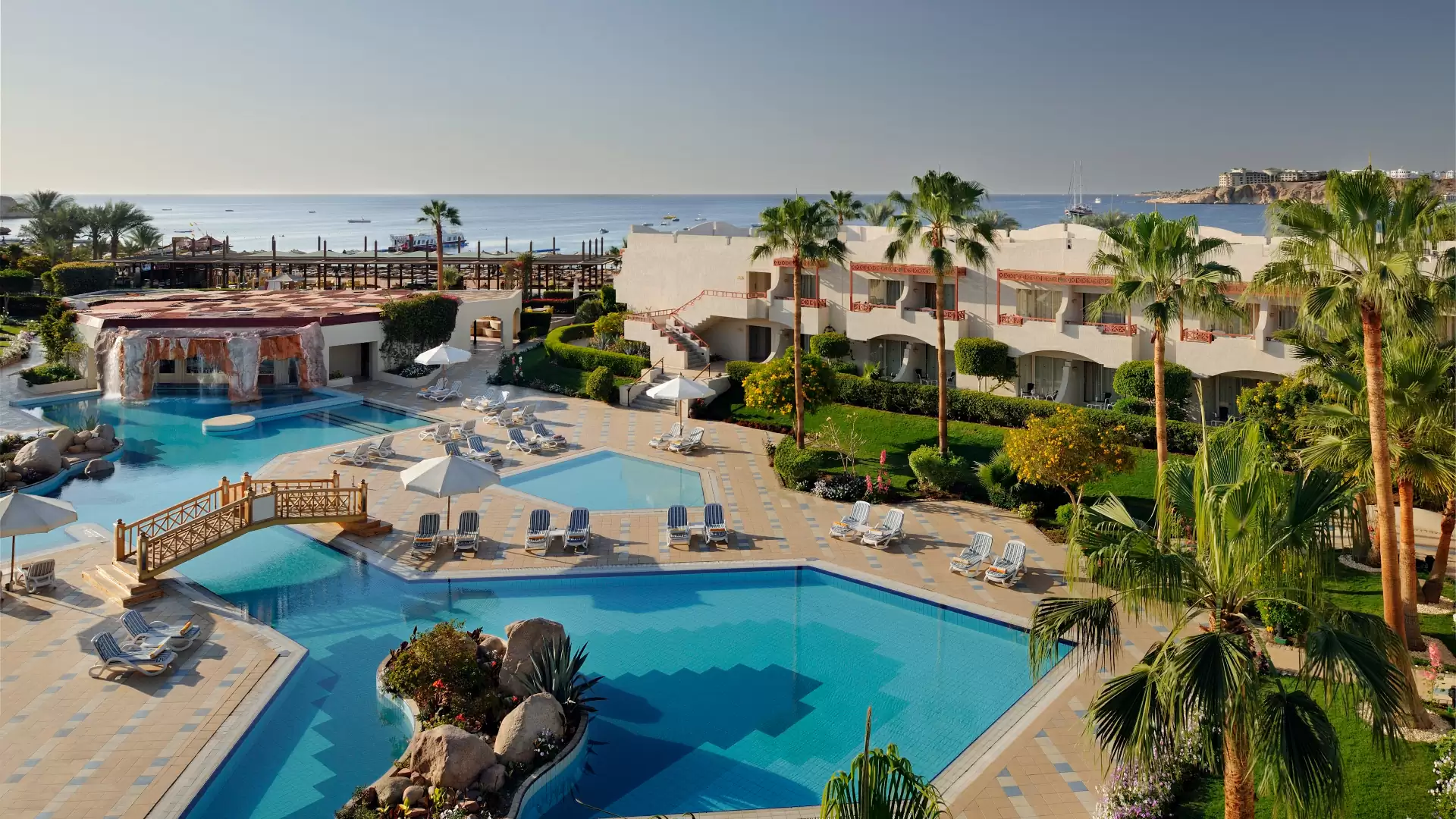 Naama Bay Promenade Beach Resort pool 